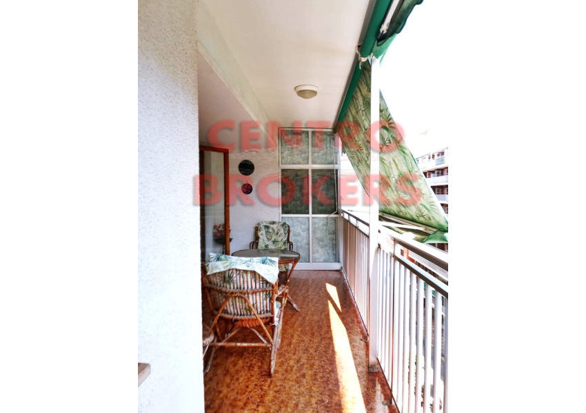 Duży apartament kilka metrów od plaży z widokiem na morze w Cullera, Walencja
